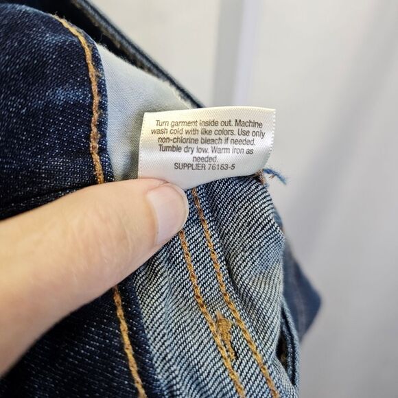 St. John's Bay Straight Leg Jeans Size 4P - Picture 8 of 9